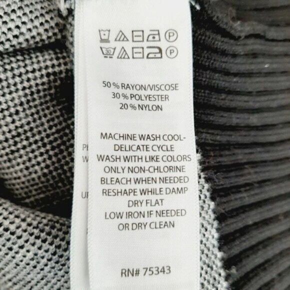 MAX STUDIO / B&W Plaid Check Cowl / TurtleNeck Sweater Sz XS - Picture 11 of 11